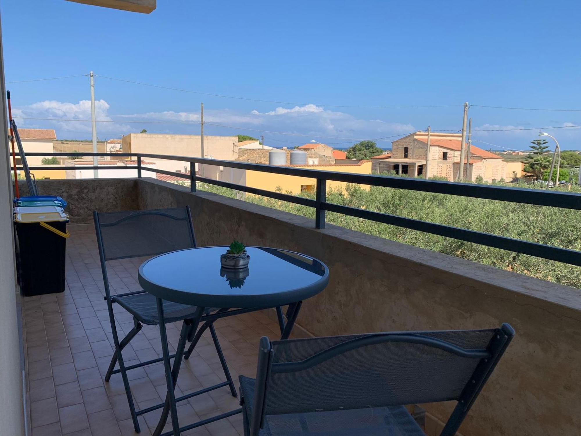 Casa Vacanza Torre Di Mezzo - Tramonto Marausa Exterior foto